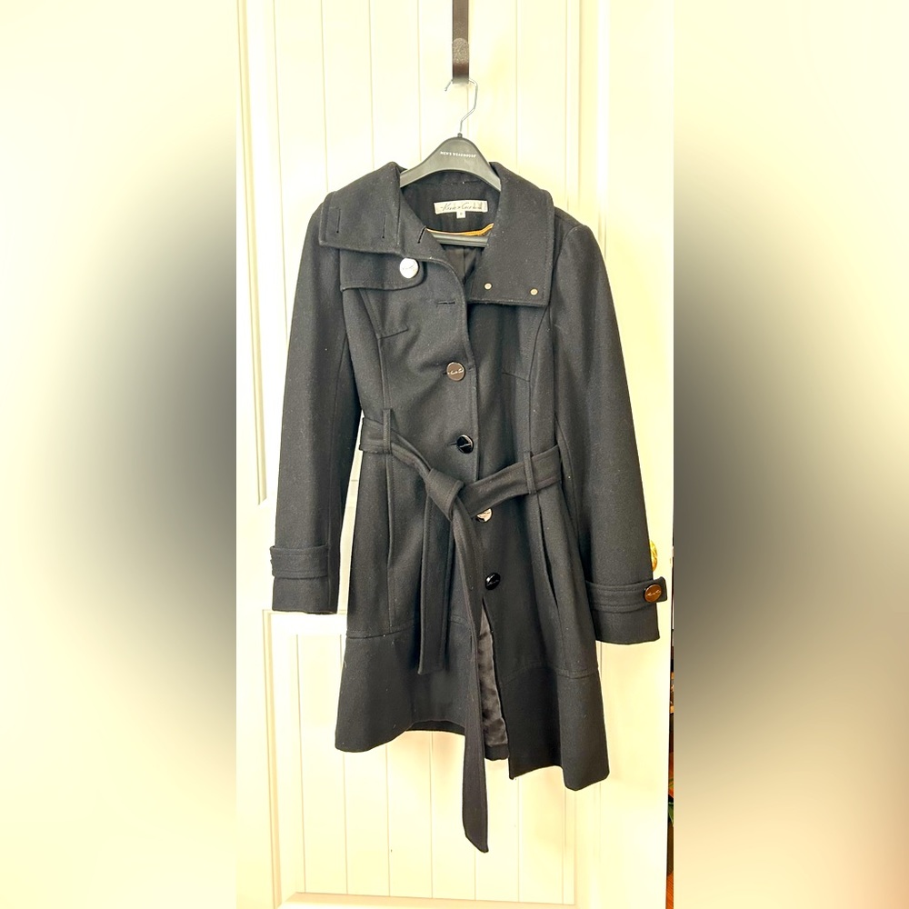 Kenneth Cole Pea Cost